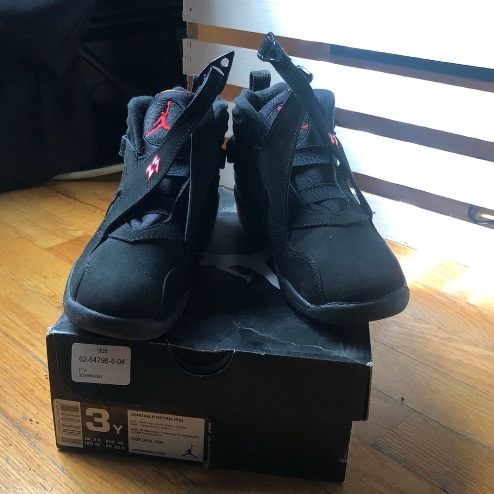 jordan playoff 8s